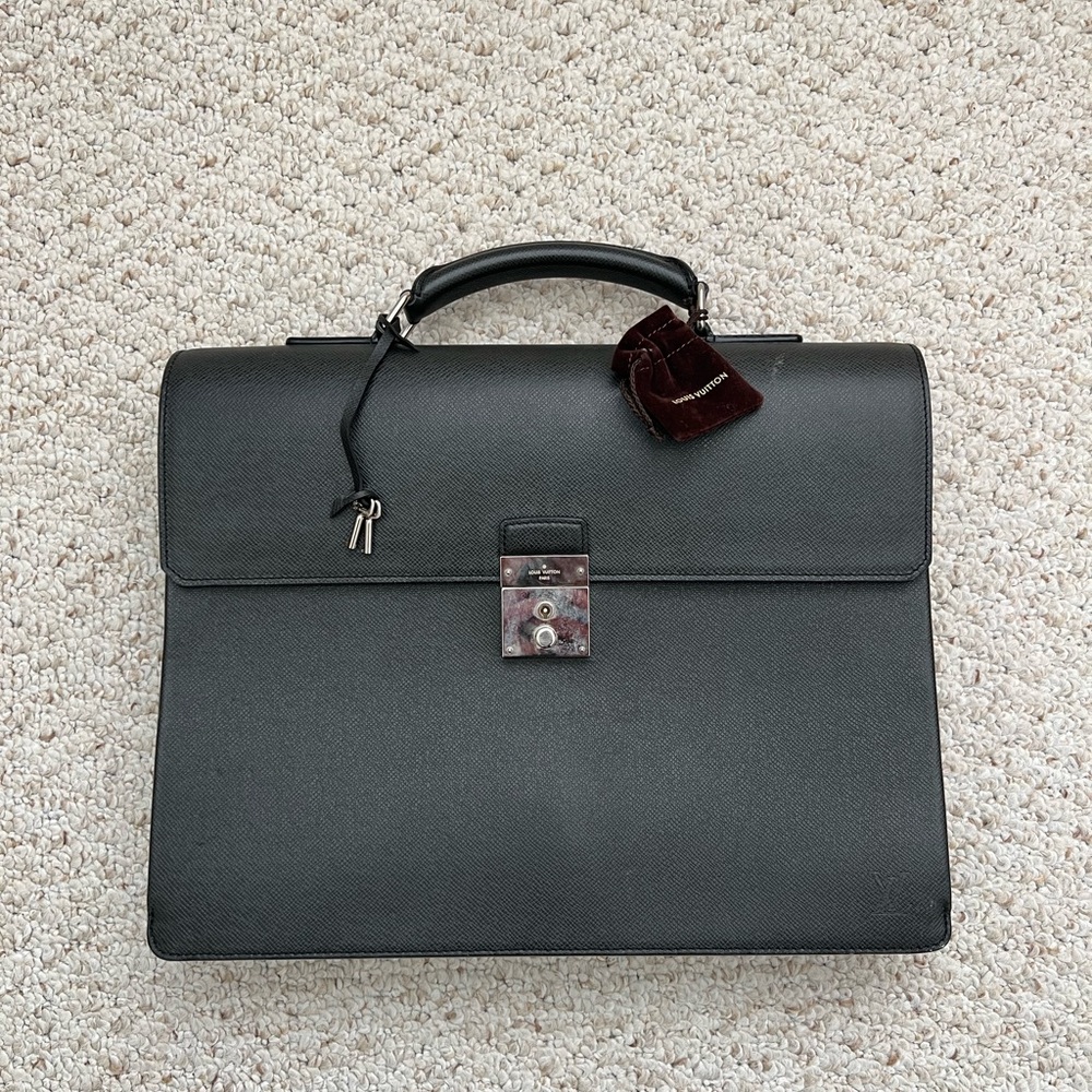 Louis Vuitton Taiga Leather Briefcase